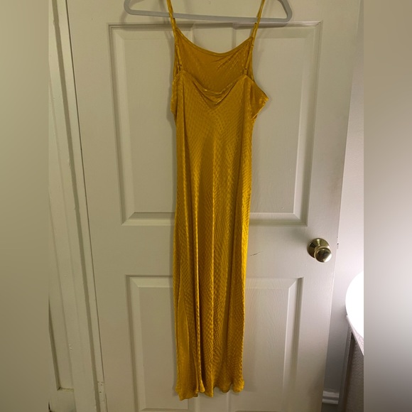 A New Day Textured Slip Dress - Picture 5 of 6